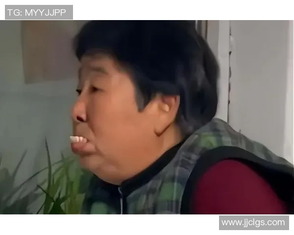 田姥姥与足球明星的奇妙相遇共享梦想与激情的故事